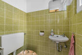H131A WC EG - 