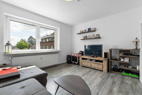 H131A Wohnzimmer 1. OG - 