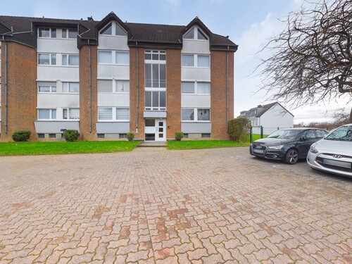 Straßenansicht - Herzogenrath - Gepflegte Eigentumswohnung mit Balkon, Weitblick und hohem Wohlfühlfaktor