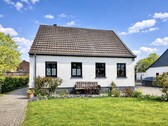 Hausansicht - Kempen - Haus sucht glückliche Familie