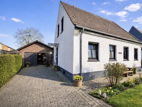 Hauseingang - 5 Zimmer Einfamilienhaus zum Kaufen in Kempen