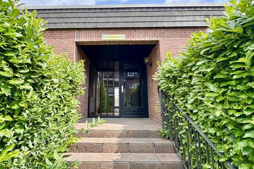 Eingang Ackerstr. - Zweifamilienhaus mit 221,00 m² in Herzogenrath zum Kaufen