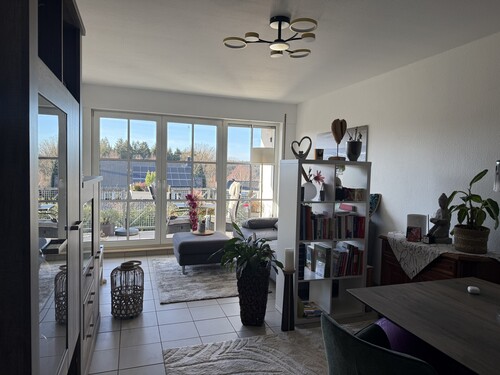 Wohnzimmer - 2 Zimmer Etagenwohnung zum Kaufen in Roetgen