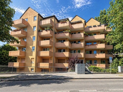Hausansicht - 2 Zimmer Etagenwohnung zum Kaufen in Düsseldorf