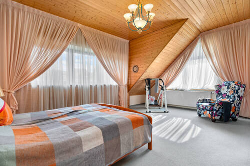 Schlafzimmer DG - 