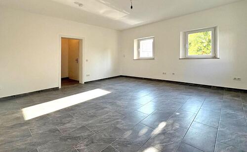 Wohn--Schlafraum neu - Gut geschnittene Wohnung in Trautskirchen
