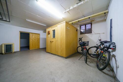 Zimmer vorne - 2 Zimmer 2- Zimmerwohnung in Nürnberg