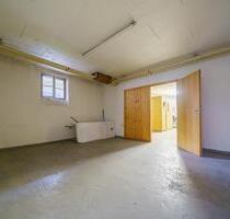 Großzügiges Souterrain zum Selbstausbau! - Nürnberg 10809564000