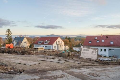 Ansicht - Erschlossenes Grundstück mit Baugenehmigung in Toplage.