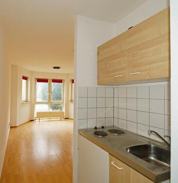 Wohnen - Stundenteneltern aufgepasst. Unter 100.000 EUR. TOP Appartement mit Küchenzeile in guter Lage