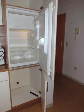 KÜHLSCHRANK - 