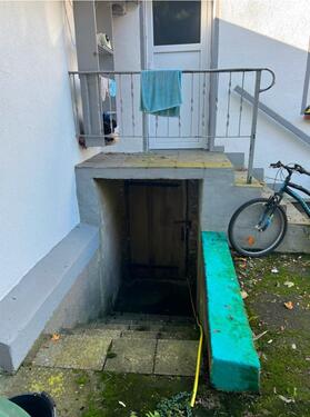 KELLEREINGANG - 