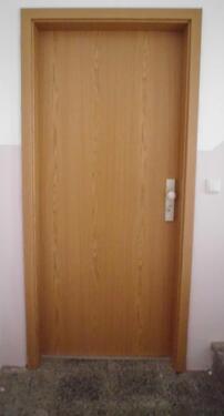 WOHNUNGSEINGANG - 5 Zimmer Etagenwohnung zur Miete in Tarnow