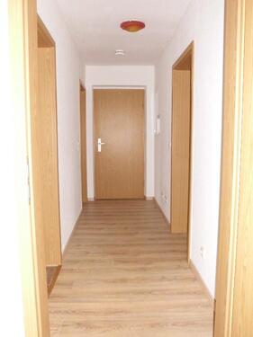 WOHNUNGSFLUR - Etagenwohnung mit 98,00 m&sup2; in Tarnow zur Miete