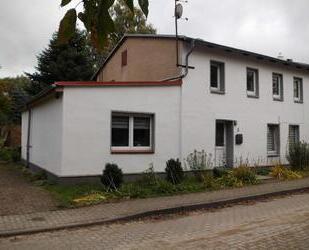 STOP-SCHNÄPPCHENANGEBOT - 1A-DOPPELHAUSHÄLFTE MIT GROßEM GRUNDSTÜCK IN DER MECKLENBURISCHEN SCHWEIZ FÜR NATURLIEBHABER - Groß Wokern