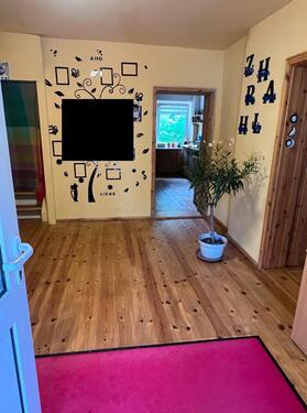 FLUR_EMPFANG - 6 Zimmer Doppelhaushälfte in Groß Wokern