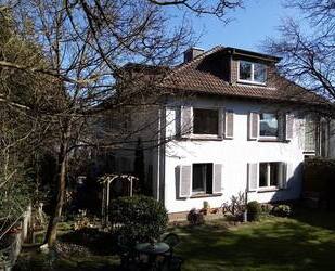 3-Zimmerwohnung mit Balkon - 550,00 EUR Kaltmiete, ca.  103,00 m² Wohnfläche in Bad Pyrmont (PLZ: 31812)