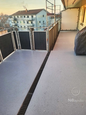 Balkon saniert - 4 Zimmer Dachgeschoßwohnung zum Kaufen in Königs Wusterhausen