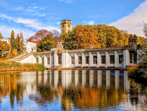 Rudolph-Wilde-Park mit Rathaus - 
