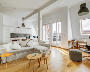 LICHTDURCHFLUTETE DACHGESCHOSSWOHNUNG MIT AUFZUG UND TERRASSE IN BEGEHRTER KIEZLAGE! - Berlin Friedrichshain
