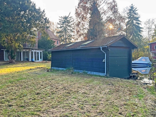 Garten mit Bootshaus - 9 Zimmer Einfamilienhaus in Berlin