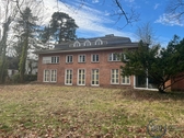 Außenansicht - 16 Zimmer Villa in Berlin