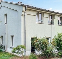 Zwei vermietete Wohneinheiten im Reihenhaus mitten in Berlin-Kaulsdorf