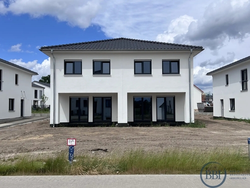 Rückansicht - 4 Zimmer Doppelhaushälfte zum Kaufen in Beelitz