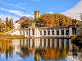 Rudolph-Wilde-Park mit Rathaus - 