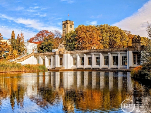 Rudolph-Wilde-Park mit Rathaus - 