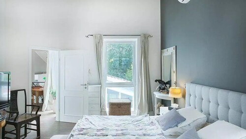 8589c2c1-2448-4d9d-9909-0c8d4a816f04 - 