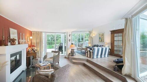 E7a1670b-0127-4041-a293-24bef57071c8 - 