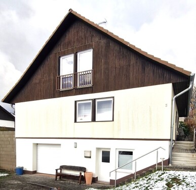 20251120_143242(1) - Charmantes Einfamilienhaus mit Garage & Ausbaupotenzial in ruhiger Wohnlage von Reichshof