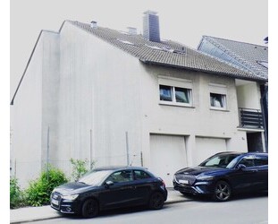 3-4 Zimmer-Wohnung mit Balkon, Remscheid-Vieringhausen