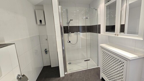 bietet modernes Design - 