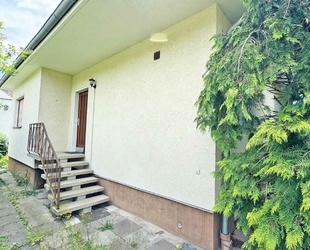 interessanter Bungalow für die kleine Familie, zentral nahe Rudower Dorfkern - Berlin Neukölln
