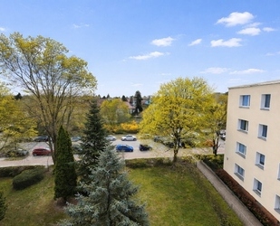 Wohnen nahe Ortskern & U-Bahn – freie Wohnung mit Balkon - Berlin