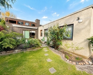 Architektenbungalow mit besonderer Raumhöhe und Südwestterrasse - Berlin
