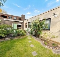Architektenbungalow mit besonderer Raumhöhe und Südwestterrasse - Berlin