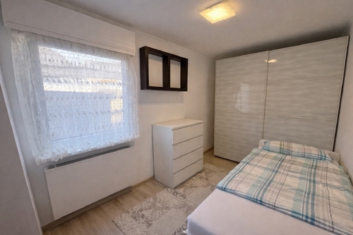 Zimmer 1 - 