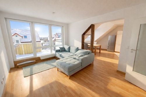 Wohnzimmer - bezugsfreie, schicke Dachgeschosswohnung - Grenze Großziethen Lichtenrade