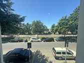 Fenster-Blick - Etagenwohnung mit 47,00 m² in Berlin zum Kaufen