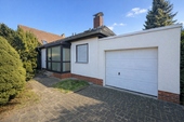 Vorderansicht - 4 Zimmer Bungalow zum Kaufen in Berlin