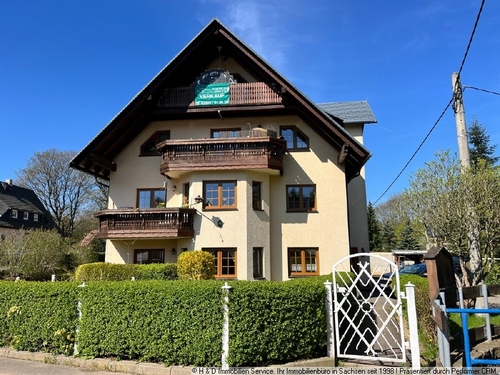 Blick 2 Objekt - 10 Zimmer Mehrfamilienhaus, Wohnhaus zum Kaufen in Hartmannsdorf-Reichenau