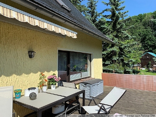 Blick Terrasse - 5 Zimmer Einfamilienhaus in Dippoldiswalde