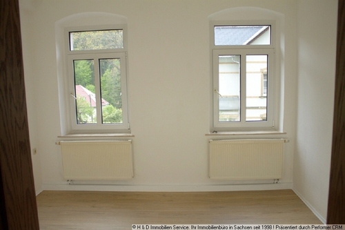 Blick Schlafzimmer - 3- Zimmerwohnung mit 64,70 m² in Altenberg zur Miete