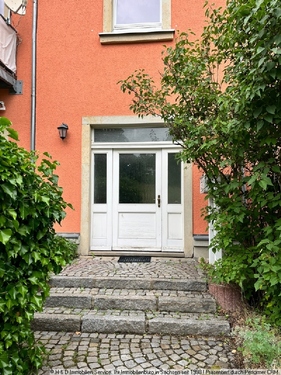 Blick separater Eingang - 2 Zimmer 2- Zimmerwohnung zur Miete in Freital