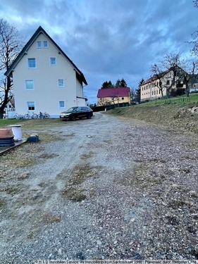 Blick 2 Zufahrt Bauplatz - 