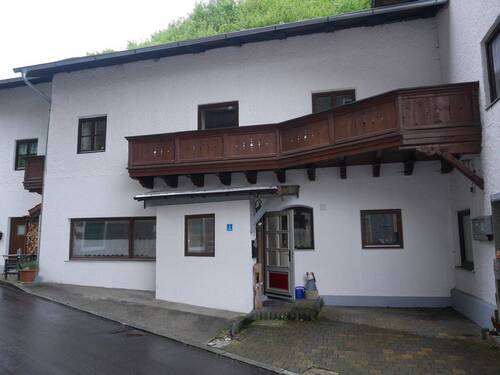 Ansicht - Sanierte 3-Zimmerwohnung mit Gewölbe