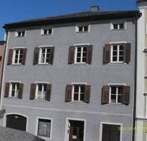 Haus am Stadtplatz - 670.000,00 EUR Kaufpreis, ca.  414,00 m² Wohnfläche in Tittmoning (PLZ: 84529)